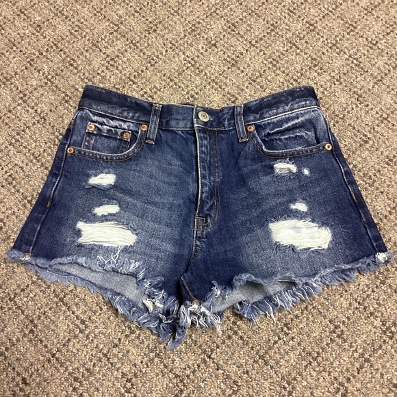 Aeropostale Pants - Aeropostale Raw Edge Jean Shorts * Size 2
